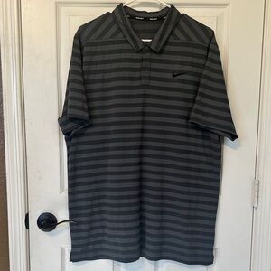 Nike Men's Gray Striped Polo Shirt